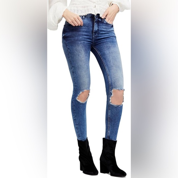 EUC! Free People Ripped High Waist Skinny - Picture 4 of 10